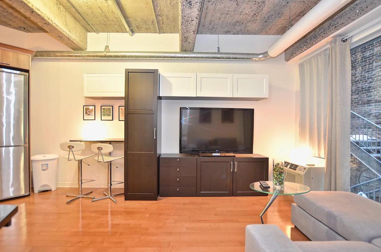 Апартаменти Stylish Urban Loft Downtown Монреаль Екстер'єр фото