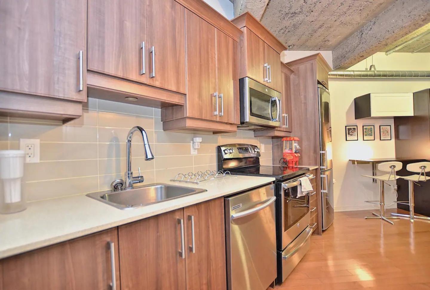 Апартаменти Stylish Urban Loft Downtown Монреаль Екстер'єр фото